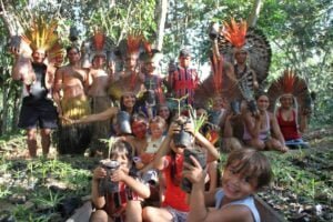 Tribu Kuntanawa en un día de siembra, rapé Veia de Pajé