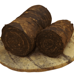 Rollo de maso (Perú) presentado en una bandeja (Nicotiana rustica)